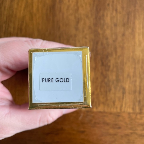 Eloise Get Lit Metallic Foiled Liquid Eye Shadow NIB - Picture 4 of 5